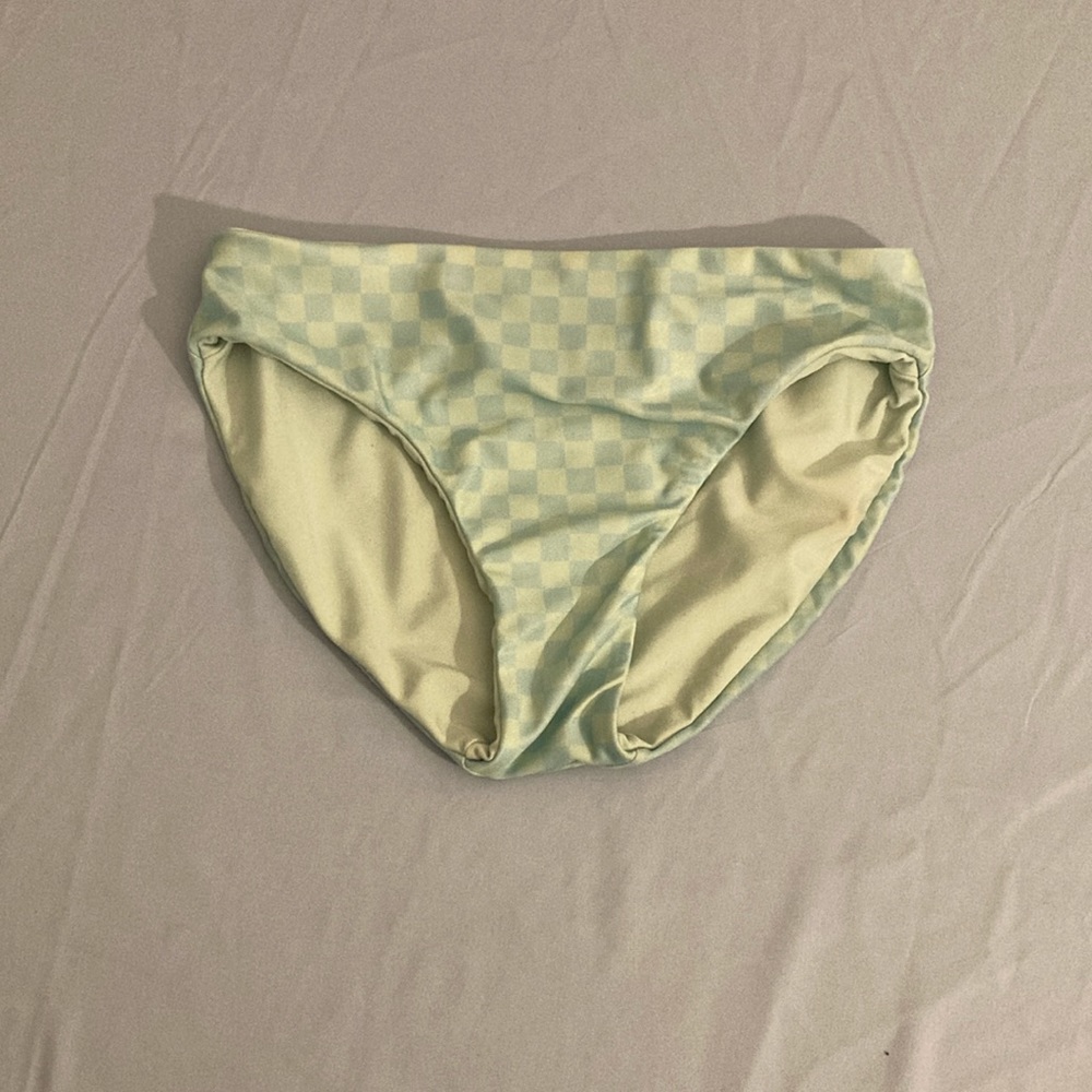Like new girls bikini bottoms